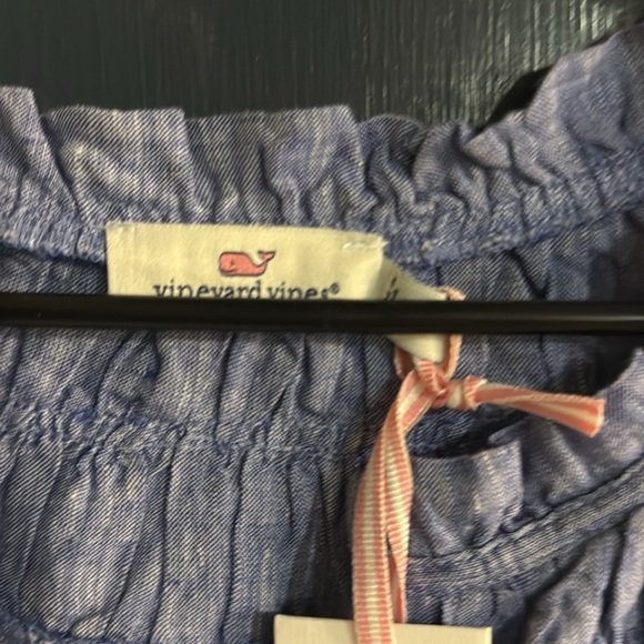 Vineyard vines - Picture 2 of 3